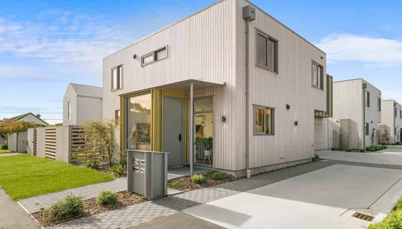 1/42 Browns Road, Saint Albans