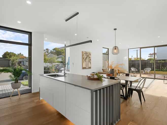 1/42 Browns Road, Saint Albans