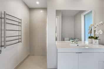 28 Northview Avenue, Winton
