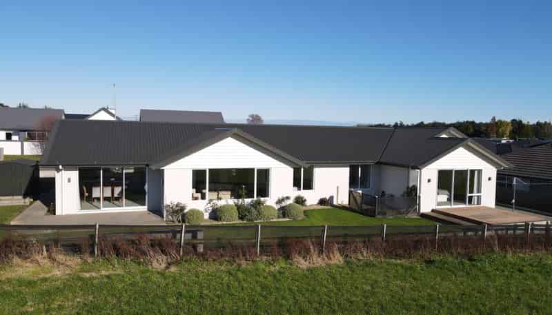 28 Northview Avenue, Winton