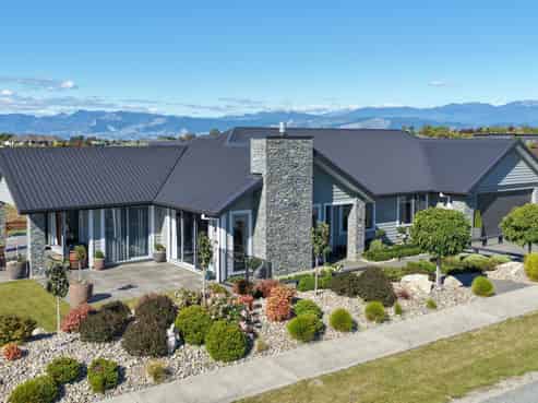 36 Redmill Road, Redwood Valley