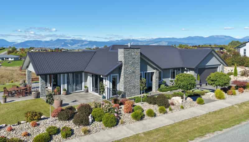 36 Redmill Road, Redwood Valley