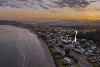 PRICE REDUCED - MODERN 9 UNIT BEACH-STRIP MOTEL