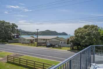 PRICE REDUCED - MODERN 9 UNIT BEACH-STRIP MOTEL