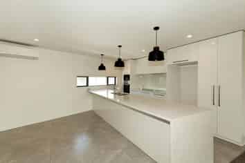 15 Whakata Lane, Mairangi Bay