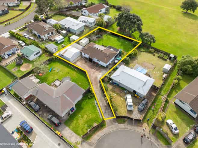 12 Balwyn Place, Clendon Park