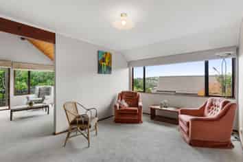 5 Nadia Grove, Khandallah