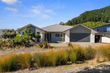 Nelson & Bays - Address withheld