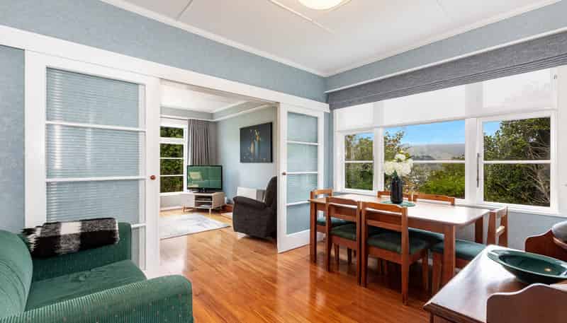 1 Tui Terrace, Tawa
