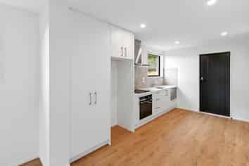 8/42 Millen Avenue, Pakuranga Heights