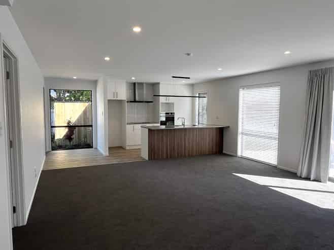 8b Cherry Place, Casebrook