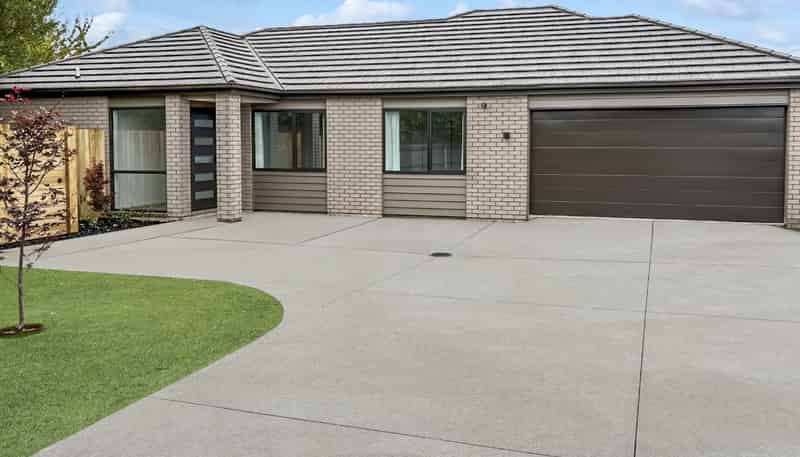 8b Cherry Place, Casebrook