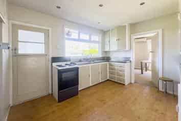 6 Joyce Crescent, Ilam