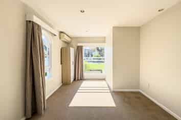 6 Joyce Crescent, Ilam