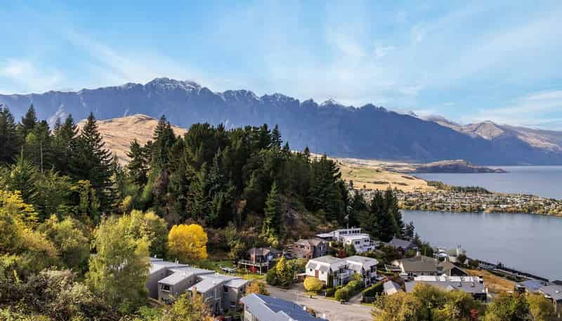 Section 2 Vancouver Drive, Queenstown Hill