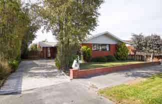 52 Dunbarton Street, Redwood