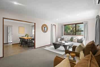 52 Dunbarton Street, Redwood