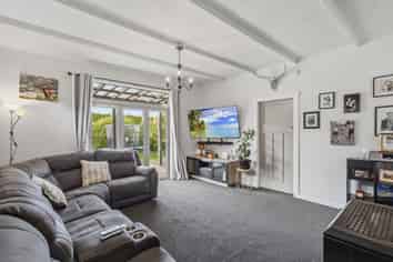 167 Dunns Road, Otatara