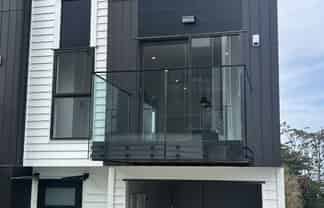 5/105 Hobsonville Road , West Harbour