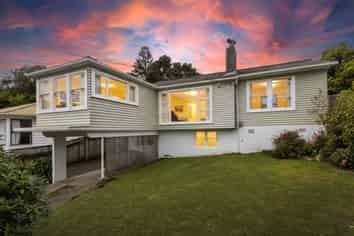 25 Victory Avenue, Karori