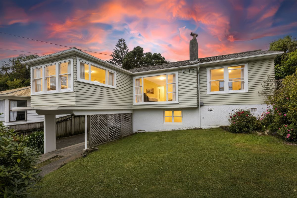 Warm and Welcoming Home, Karori
