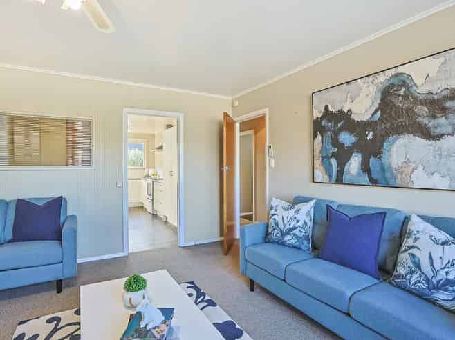 2/65 Middle Road, Havelock North