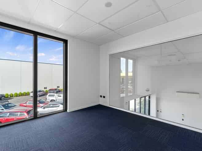 A sharp presence in Te Rapa