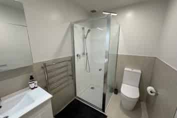 201/38A Fraser Avenue, Northcote