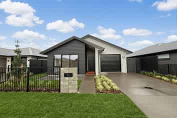 15 Te Rina Boulevard, Omokoroa