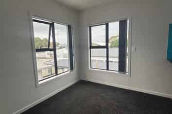 25 McKean Avenue, Manurewa