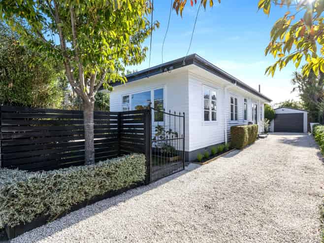 239 Weston Road, Saint Albans