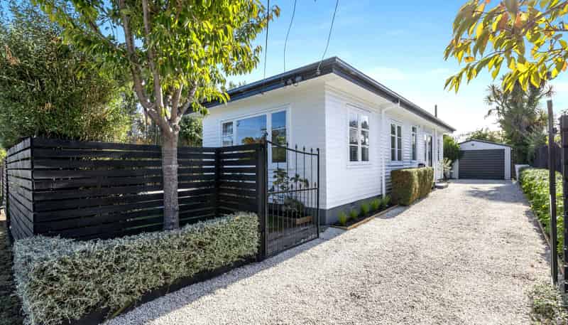 239 Weston Road, Saint Albans