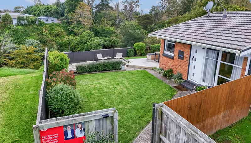 89A Bruce Avenue, Glenview