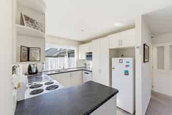 2/2A Chalmers Street, Highfield
