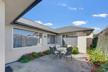 2/2A Chalmers Street, Highfield