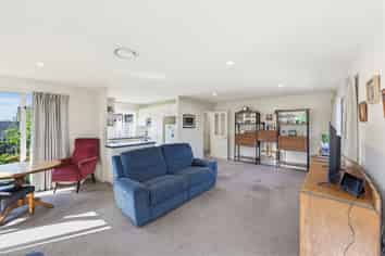 2/2A Chalmers Street, Highfield