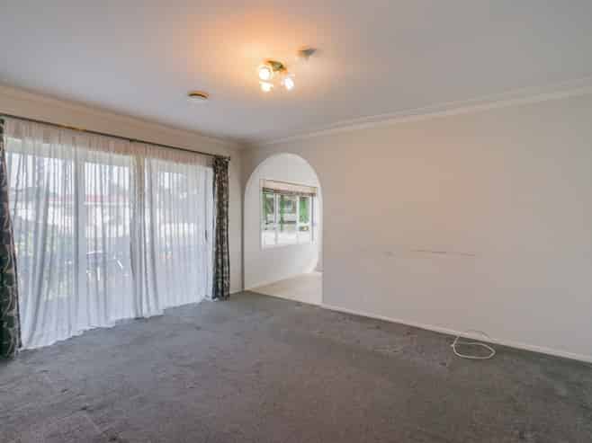 16 Valentine Street, Papakura