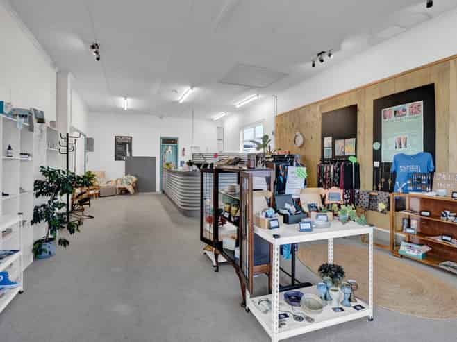 Split risk and mixed-use investment