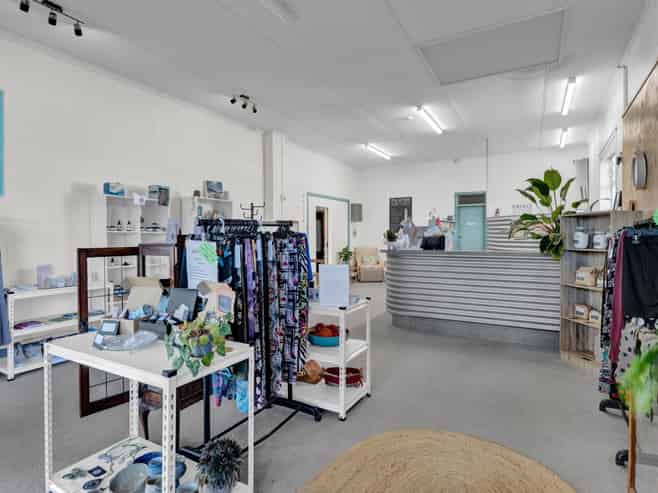 Split risk and mixed-use investment