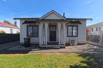 6 Wyndham Street, Carterton