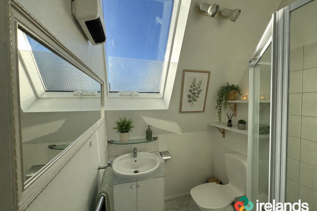 Freshly Renovated City Living Opposite Cranmer Square - Altro