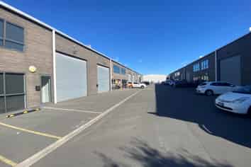 Modern & Functional Warehouse in Sockburn