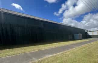 High-Profile Warehouse with Yard