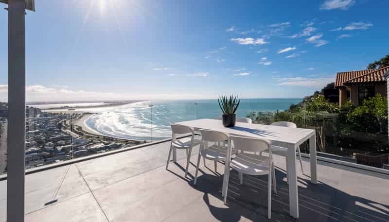 82 Scarborough Road, Scarborough