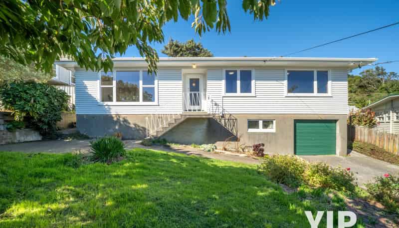 10 Omega Street, Newlands