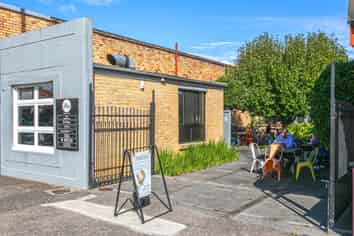 Boutique Laneway Retail