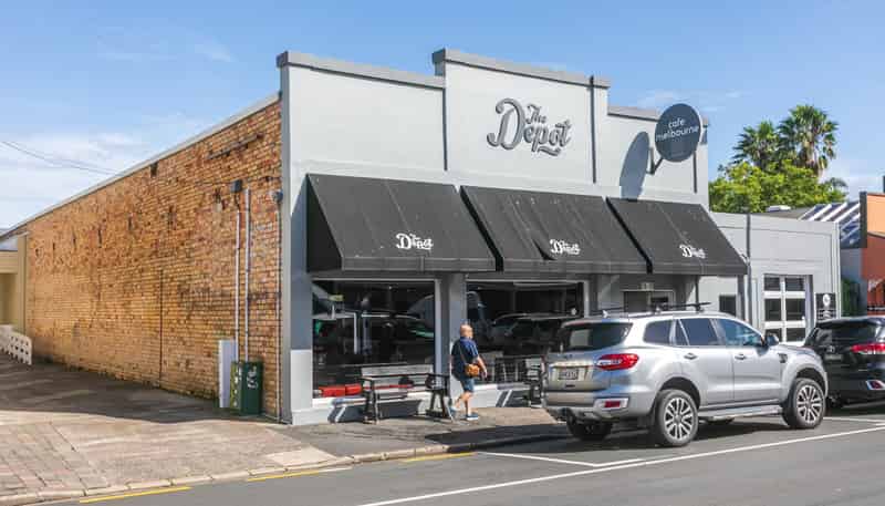 715 Pollen Street, Thames