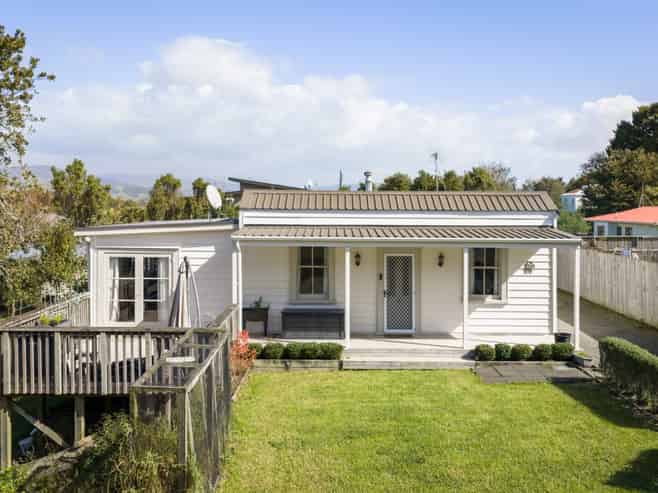 10 Clarke Street, Waihi