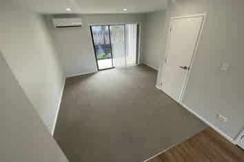 8 Tima Lane, Mangere Bridge