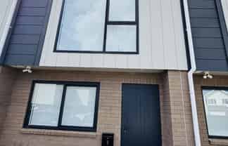 8 Tima Lane, Mangere Bridge